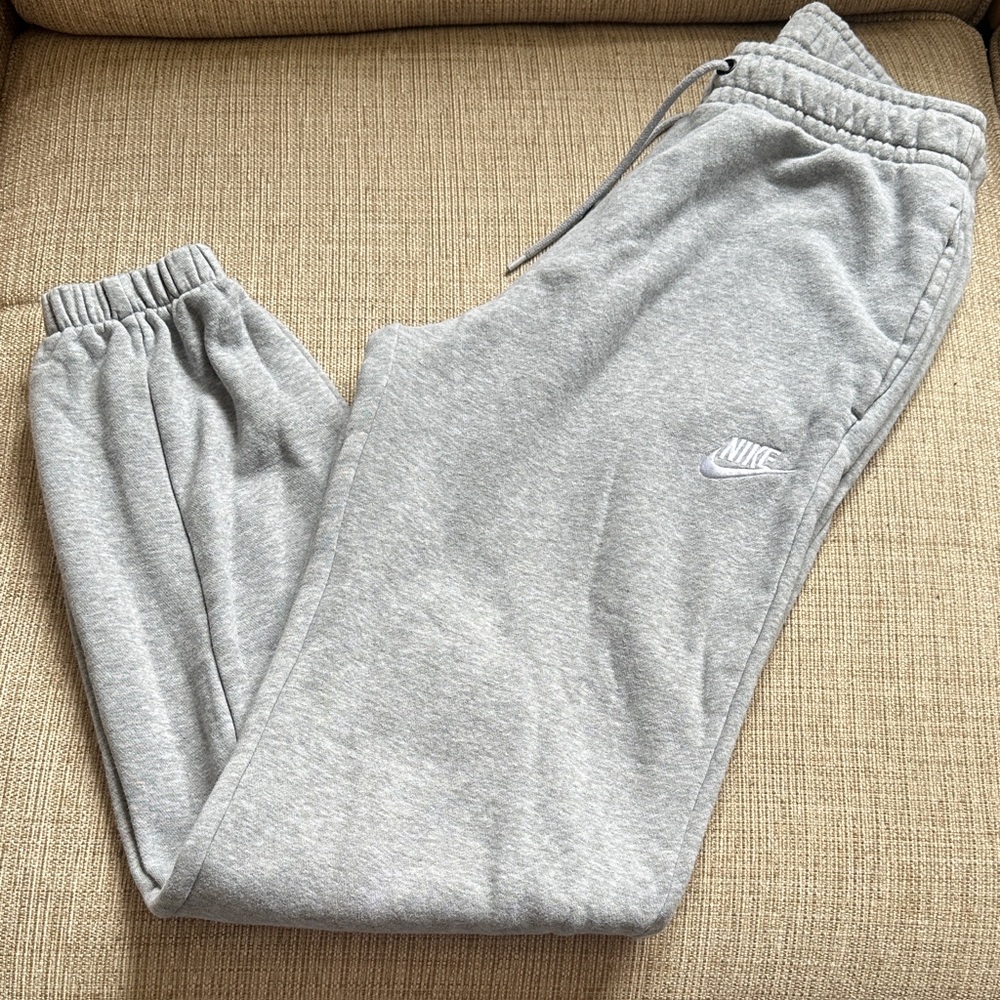 Nike Women’s Light Gray Sweatpants